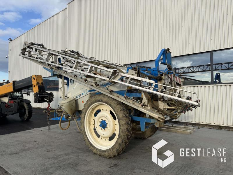 BLANCHARD GRAND LARGE PC - Pulverizador arrastrado: foto 2 BLANCHARD GRAND LARGE PC - Pulverizador arrastrado: foto 2