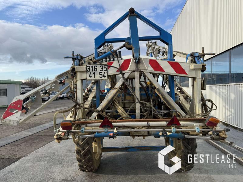 BLANCHARD GRAND LARGE PC - Pulverizador arrastrado: foto 5 BLANCHARD GRAND LARGE PC - Pulverizador arrastrado: foto 5