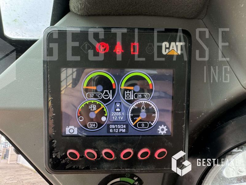 Minicargadora Caterpillar 236D: foto 13