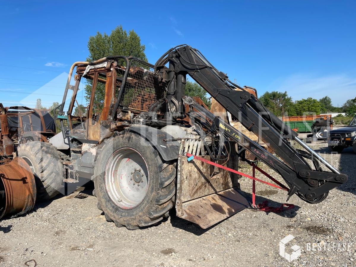 FENDT XYLON 524 - Tractor forestal: foto 1 FENDT XYLON 524 - Tractor forestal: foto 1