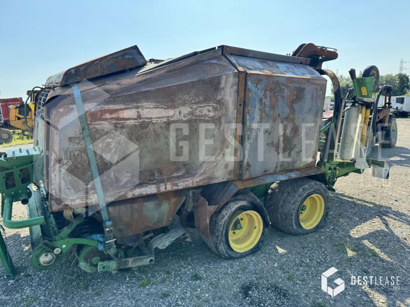 John Deere 744 - Rotoempacadora: foto 4 John Deere 744 - Rotoempacadora: foto 4