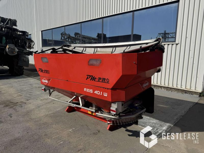 Kuhn AXIS 40.1 W - Esparcidor de fertilizantes: foto 2 Kuhn AXIS 40.1 W - Esparcidor de fertilizantes: foto 2