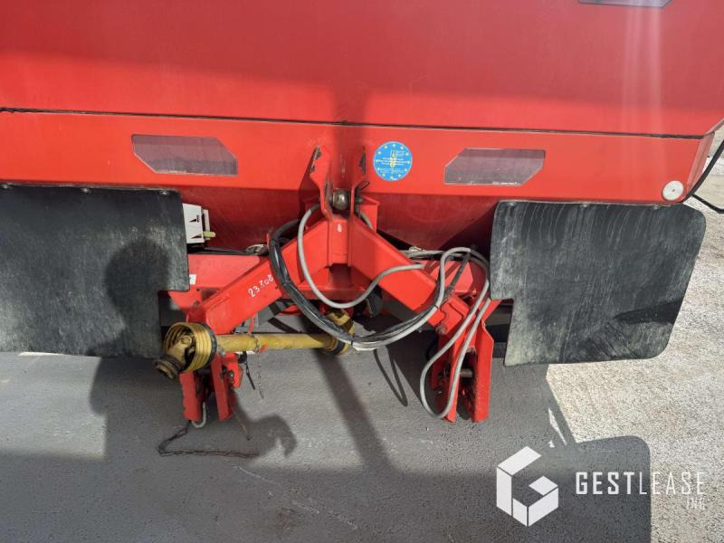 Kuhn AXIS 40.1 W - Esparcidor de fertilizantes: foto 5 Kuhn AXIS 40.1 W - Esparcidor de fertilizantes: foto 5
