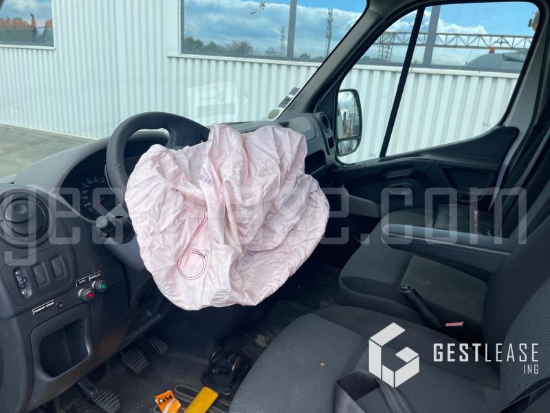 Leasing de Renault MASTER 3 2.3 DCI 125 avec nacelle KLUBB Renault MASTER 3 2.3 DCI 125 avec nacelle KLUBB: foto 10