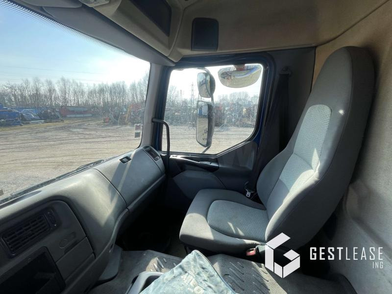 Camión lona Renault Premium 320 DCI: foto 16 Camión lona Renault Premium 320 DCI: foto 16
