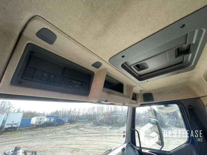 Camión lona Renault Premium 320 DCI: foto 17 Camión lona Renault Premium 320 DCI: foto 17