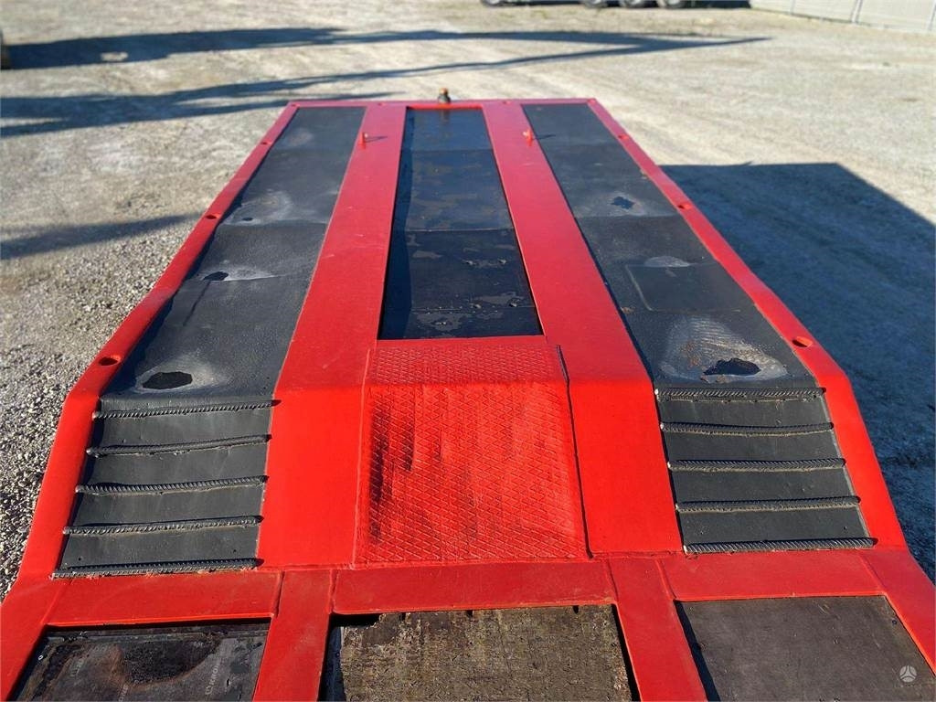 Hako Gooseneck lowbed , axle lift - Semirremolque góndola rebajadas: foto 4 Hako Gooseneck lowbed , axle lift - Semirremolque góndola rebajadas: foto 4