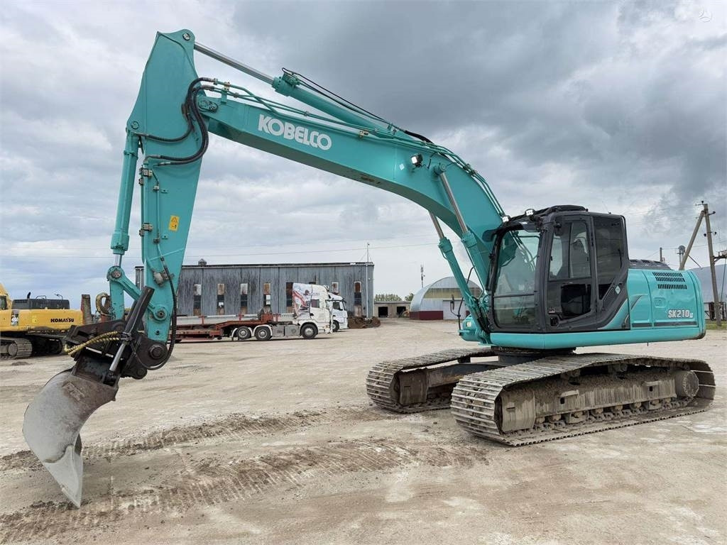 Kobelco SK 210 LC-9 - Excavadora de cadenas: foto 1 Kobelco SK 210 LC-9 - Excavadora de cadenas: foto 1
