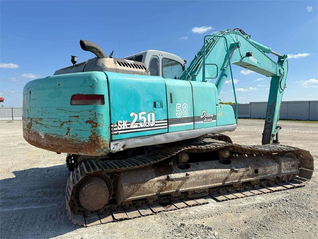 Kobelco SK 250 NLC-6 FOR SPARE PARTS - Excavadora de cadenas: foto 3 Kobelco SK 250 NLC-6 FOR SPARE PARTS - Excavadora de cadenas: foto 3