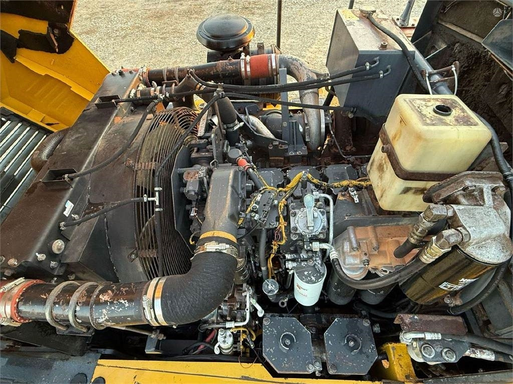 Dúmper articulado Komatsu HM 400-2: foto 18