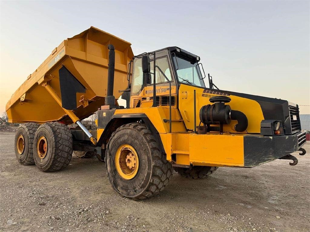 Dúmper articulado Komatsu HM 400-2: foto 6