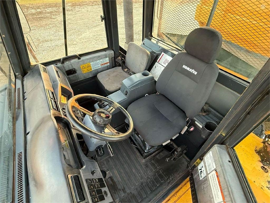 Dúmper articulado Komatsu HM 400-2: foto 19