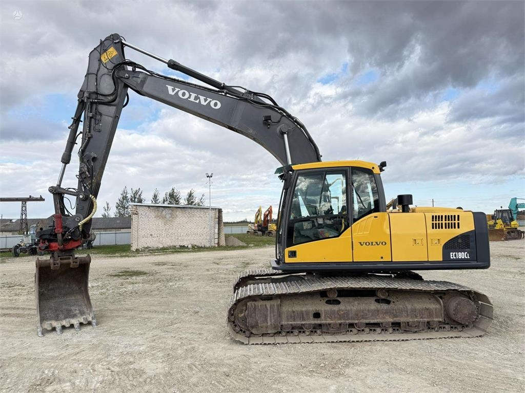 Volvo EC 180 CL ROTOTILT, 800 MM - Excavadora de cadenas: foto 3 Volvo EC 180 CL ROTOTILT, 800 MM - Excavadora de cadenas: foto 3