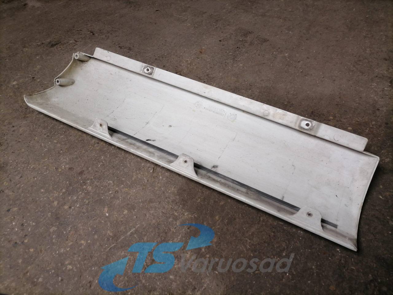 DAF Cab corner 0280063 - Parrilla para Camión: foto 4 DAF Cab corner 0280063 - Parrilla para Camión: foto 4