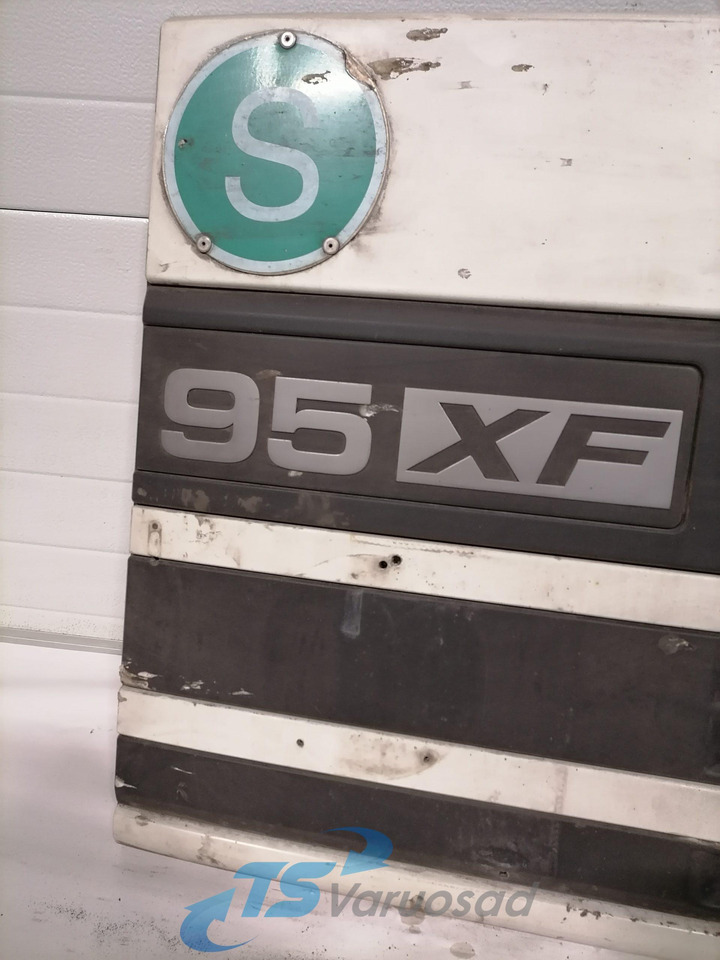 DAF Grille panel 1234 - Parrilla para Camión: foto 2 DAF Grille panel 1234 - Parrilla para Camión: foto 2