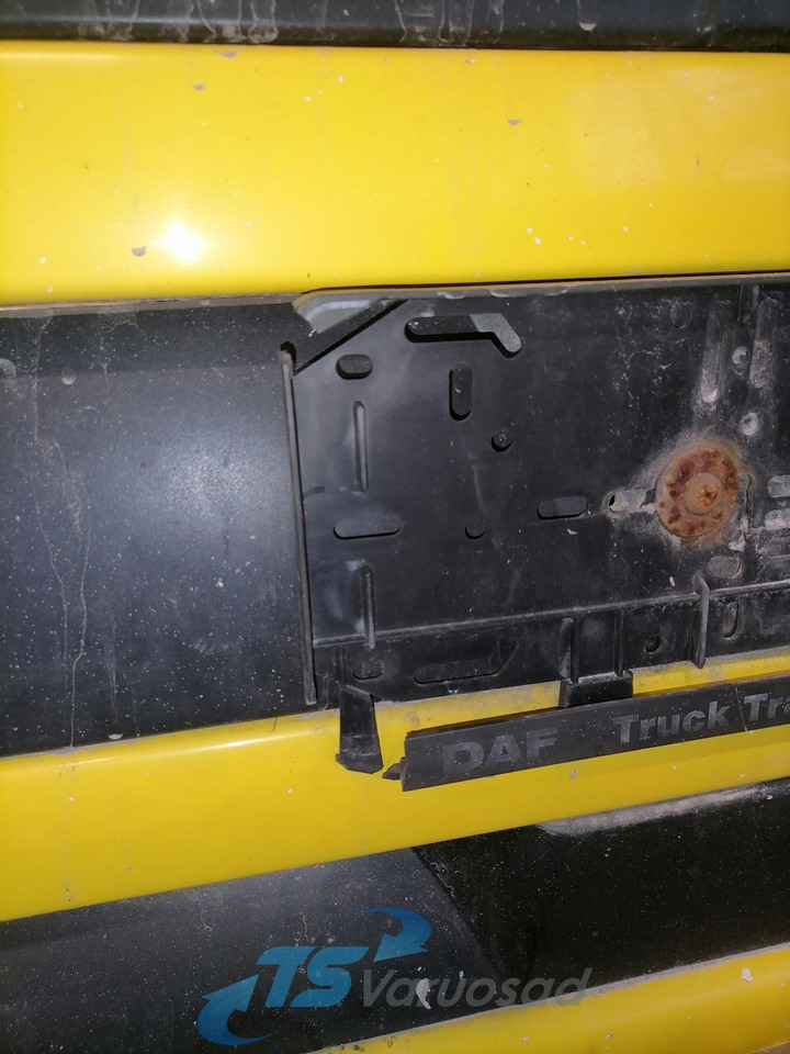 DAF Grille panel 1644191 - Parrilla para Camión: foto 2 DAF Grille panel 1644191 - Parrilla para Camión: foto 2