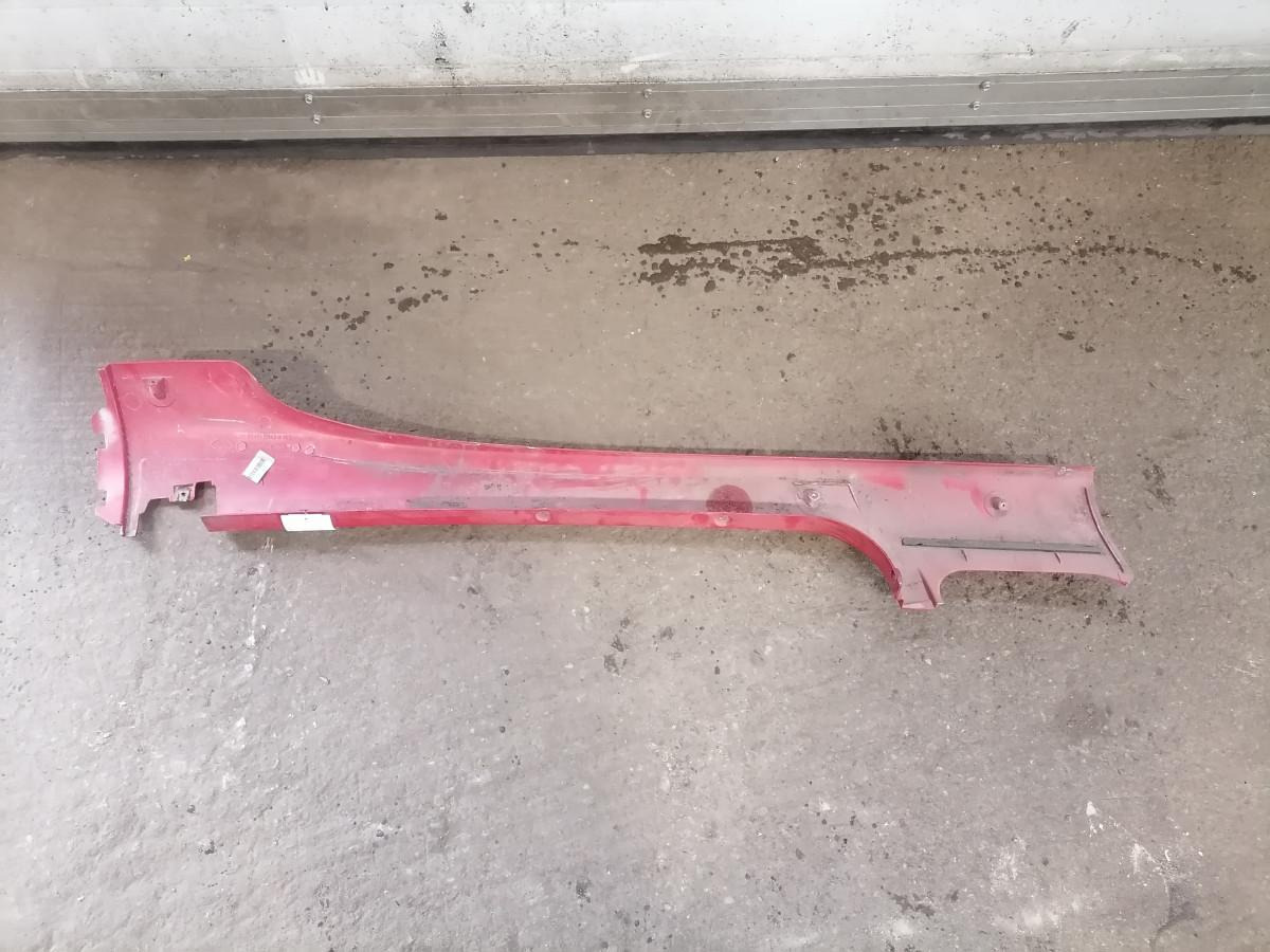 MAN A piilari katteplastik, parem 81624100042 - Parrilla para Camión: foto 2 MAN A piilari katteplastik, parem 81624100042 - Parrilla para Camión: foto 2