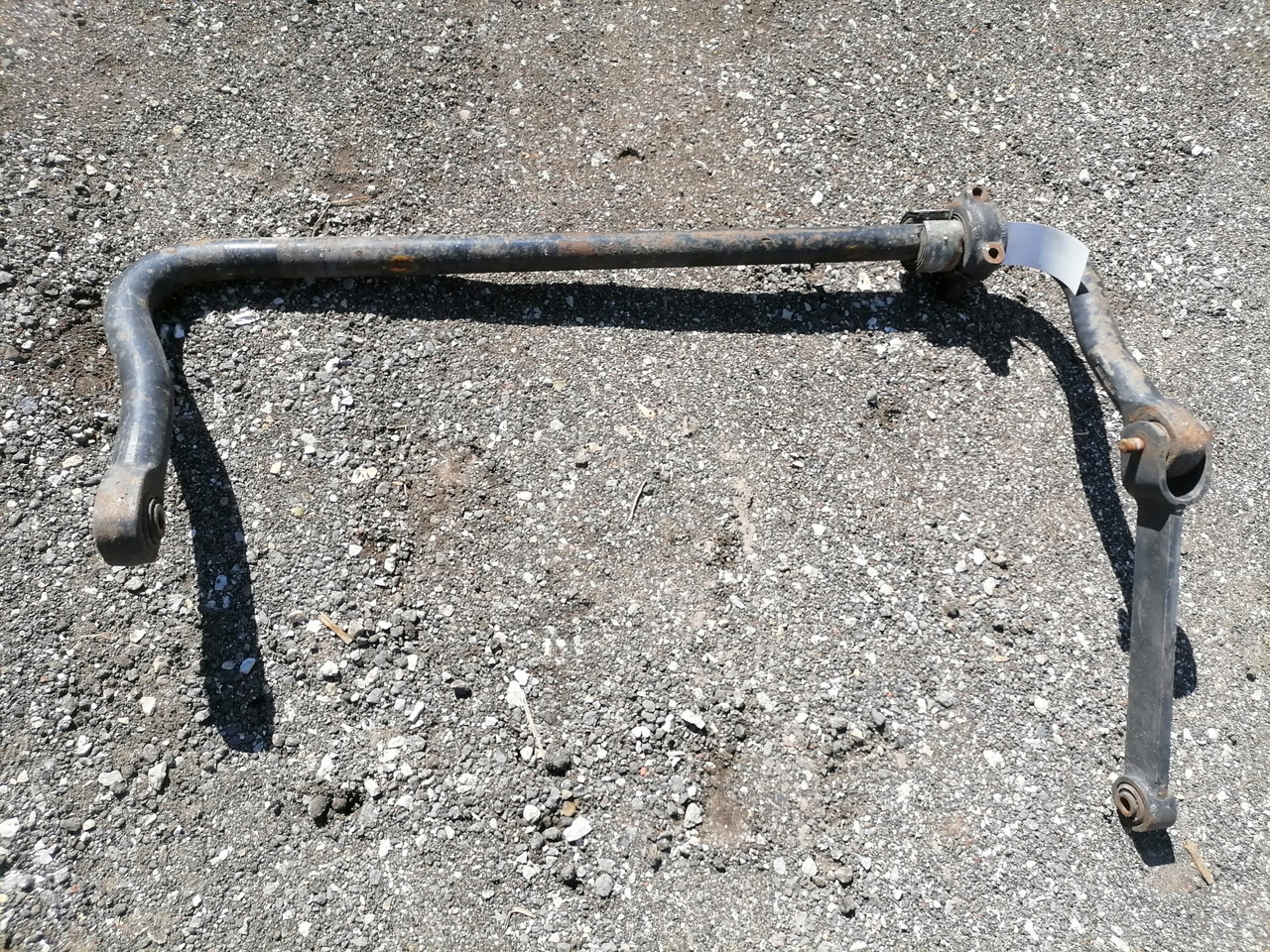 MAN Anti-roll bar 81437156074 - Barra estabilizadora para Camión: foto 2 MAN Anti-roll bar 81437156074 - Barra estabilizadora para Camión: foto 2