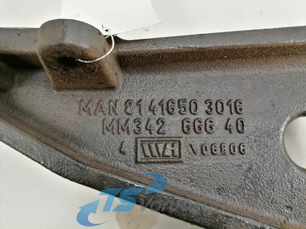 MAN Bummmmper bracket 81416503016 - Parachoques para Camión: foto 3 MAN Bummmmper bracket 81416503016 - Parachoques para Camión: foto 3