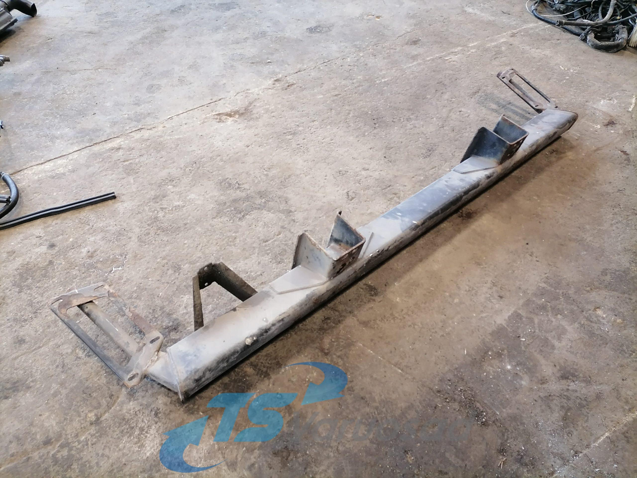 MAN Bumper 85416605053 - Parachoques para Camión: foto 1 MAN Bumper 85416605053 - Parachoques para Camión: foto 1