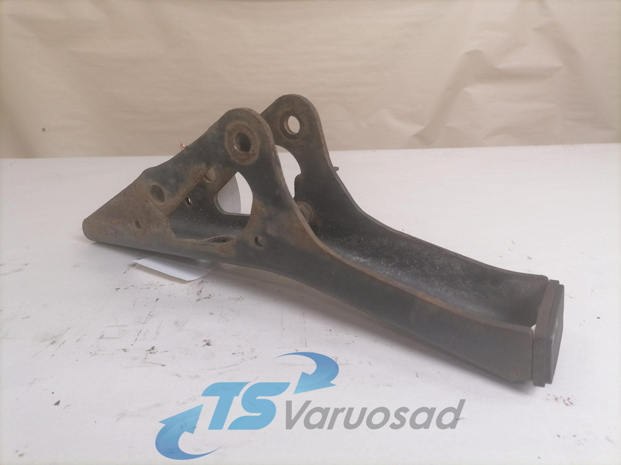 MAN Cab suspension carrier 81417010089 - Suspensión de cabina para Camión: foto 2 MAN Cab suspension carrier 81417010089 - Suspensión de cabina para Camión: foto 2