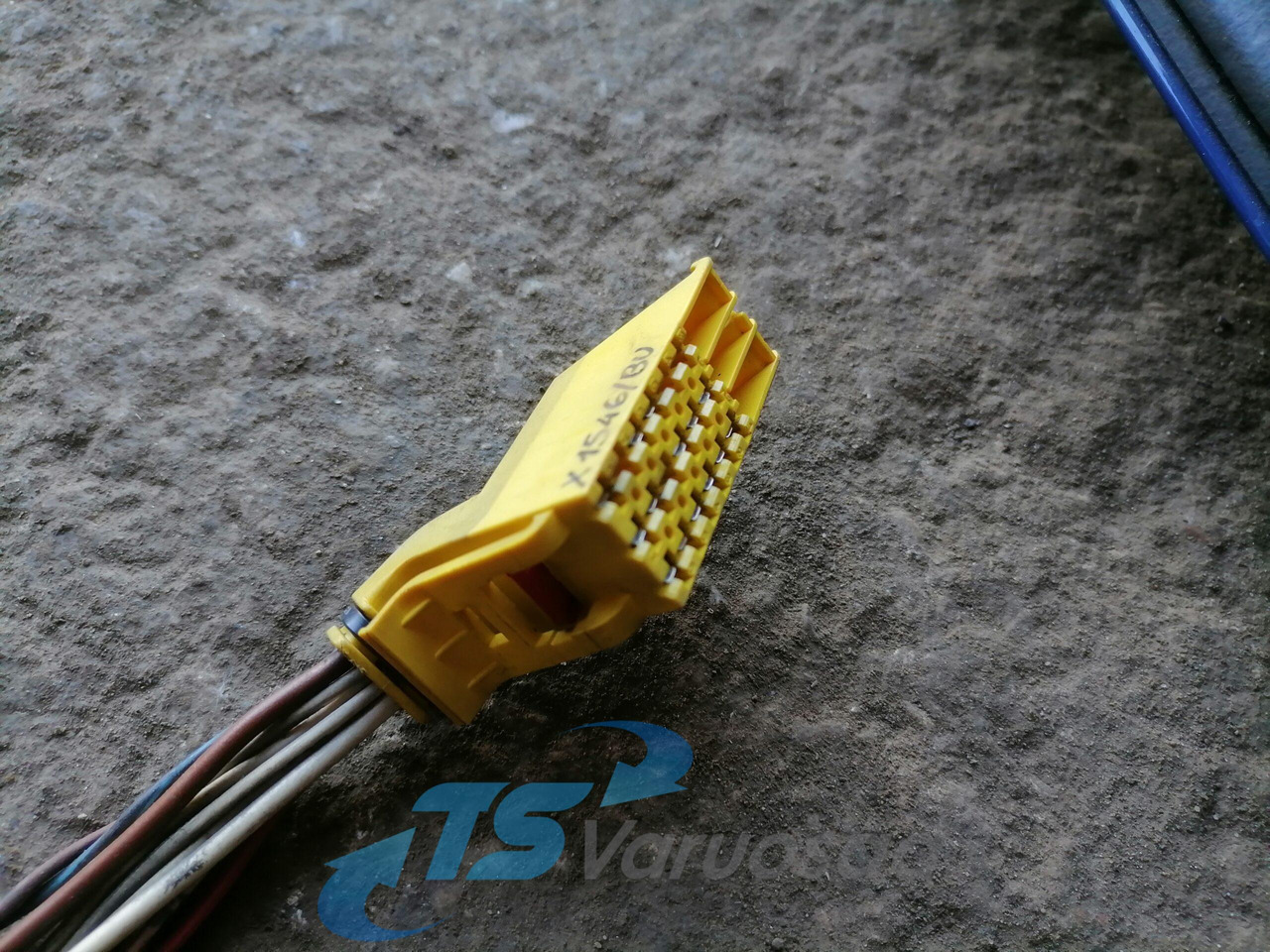 MAN Door 81626004118 - Puerta y piezas para Camión: foto 5 MAN Door 81626004118 - Puerta y piezas para Camión: foto 5