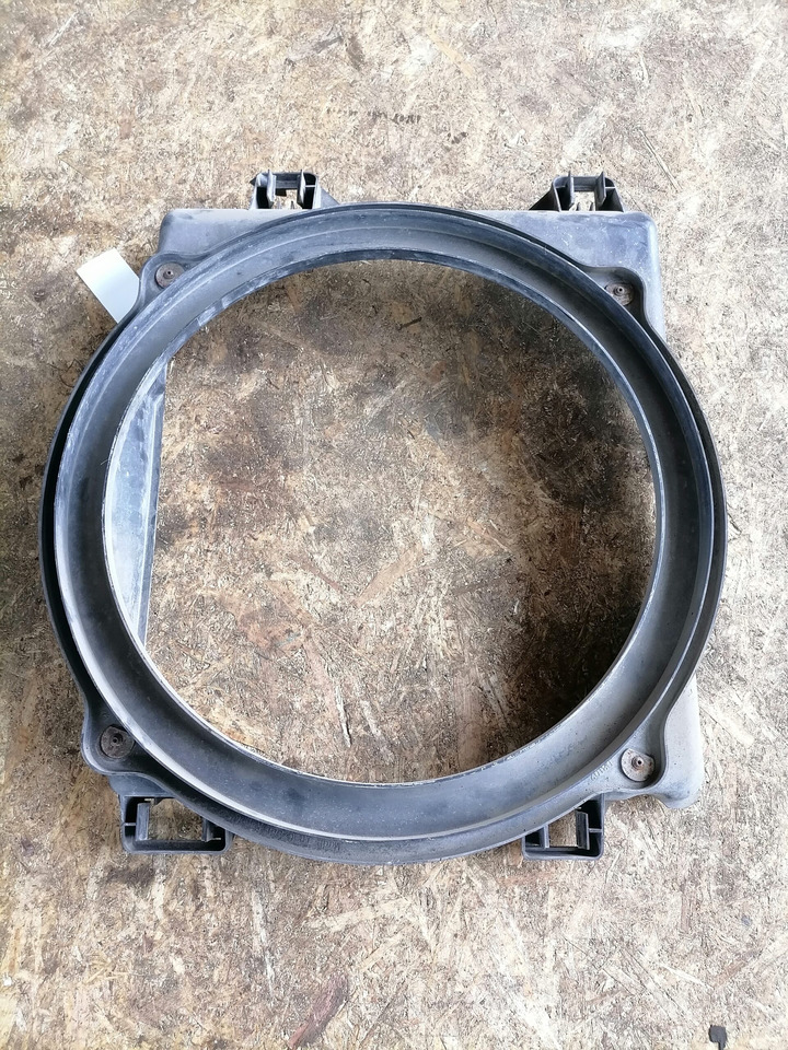 MAN Fan shroud 81066200173 - Radiador para Camión: foto 2 MAN Fan shroud 81066200173 - Radiador para Camión: foto 2