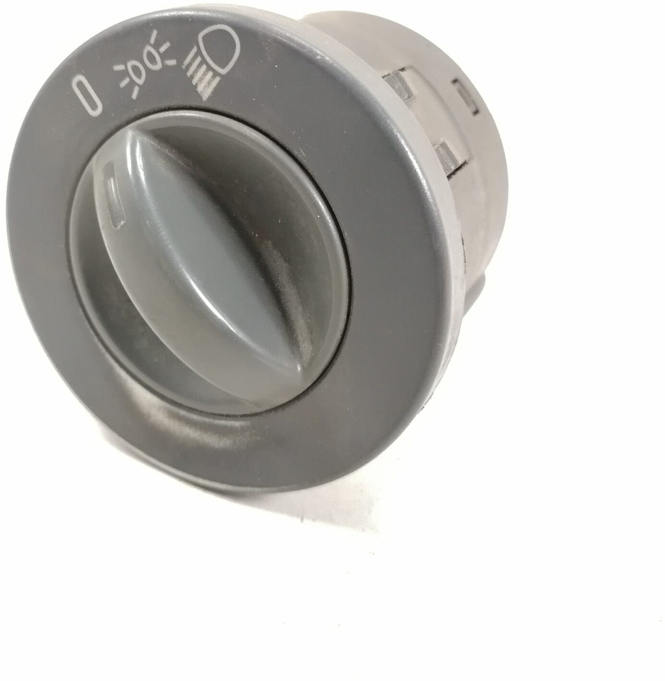 MAN Lüliti, esituled 81255250193 - Cabina para Camión: foto 1 MAN Lüliti, esituled 81255250193 - Cabina para Camión: foto 1