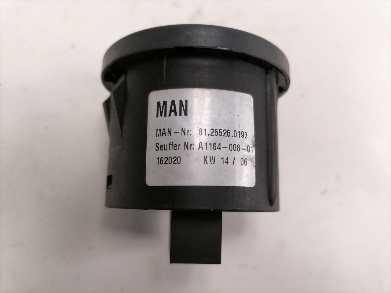 MAN Lüliti, esituled 81255250193 - Cabina para Camión: foto 2 MAN Lüliti, esituled 81255250193 - Cabina para Camión: foto 2