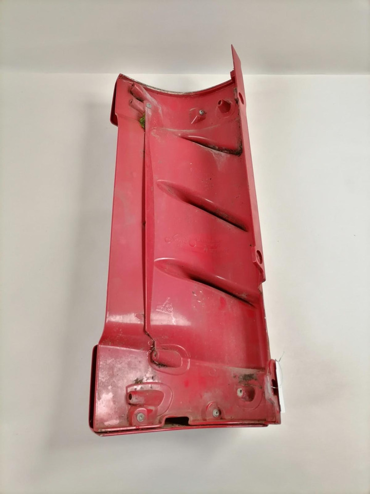 MAN MAN kabiini nurgapõsk, parem 81624100046 - Parrilla para Camión: foto 2 MAN MAN kabiini nurgapõsk, parem 81624100046 - Parrilla para Camión: foto 2