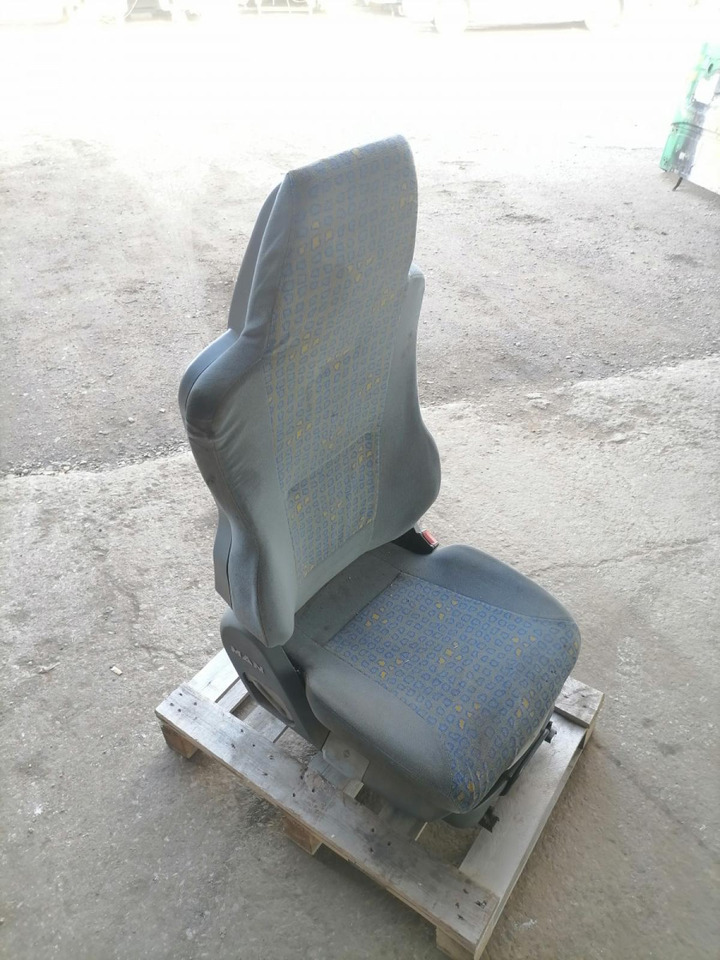 MAN Passenger seat 81623016942 - Asiento para Camión: foto 1 MAN Passenger seat 81623016942 - Asiento para Camión: foto 1