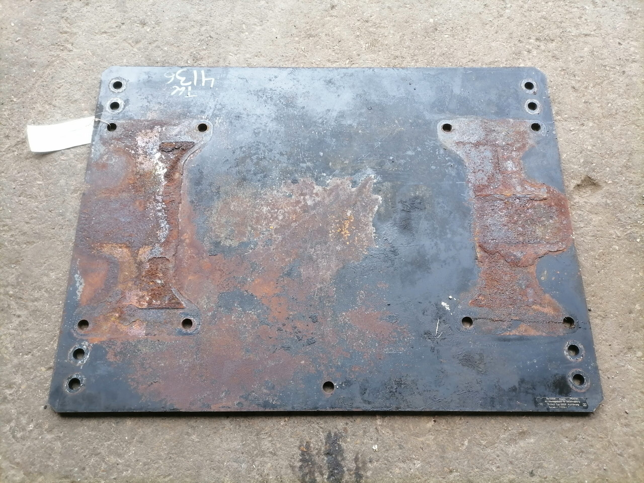 MAN Saddle plate 81427150036 - Quinta rueda para Camión: foto 2 MAN Saddle plate 81427150036 - Quinta rueda para Camión: foto 2