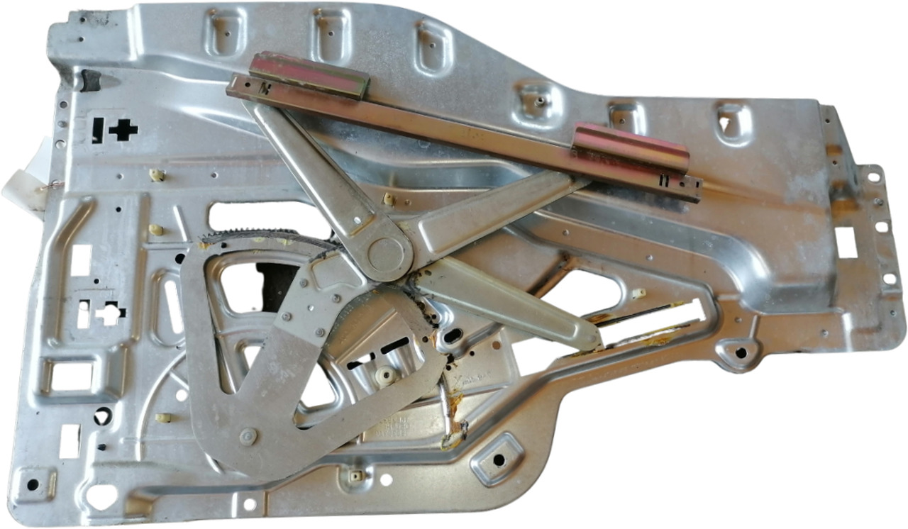 MAN Side window lifting mechanism 81626456034 - Ventana y piezas para Camión: foto 1 MAN Side window lifting mechanism 81626456034 - Ventana y piezas para Camión: foto 1