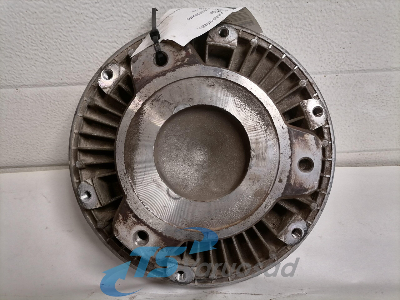 MB Cooling fan A0002008422 - Ventilador para Camión: foto 3 MB Cooling fan A0002008422 - Ventilador para Camión: foto 3