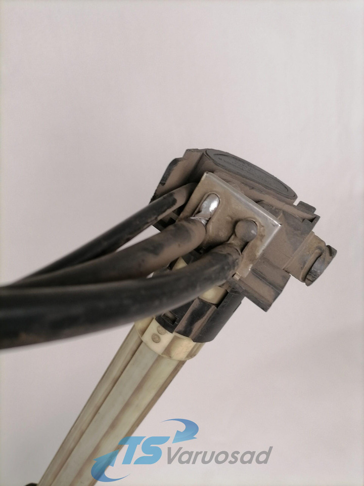 MB Fuel pick up 0135427117 - Procesamiento de combustible para Camión: foto 2 MB Fuel pick up 0135427117 - Procesamiento de combustible para Camión: foto 2