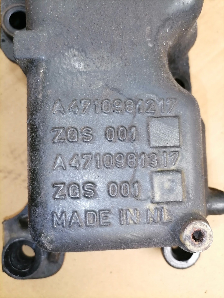 Mercedes-Benz Intake mainfold A4710981217 - Colector de admisión para Camión: foto 5 Mercedes-Benz Intake mainfold A4710981217 - Colector de admisión para Camión: foto 5
