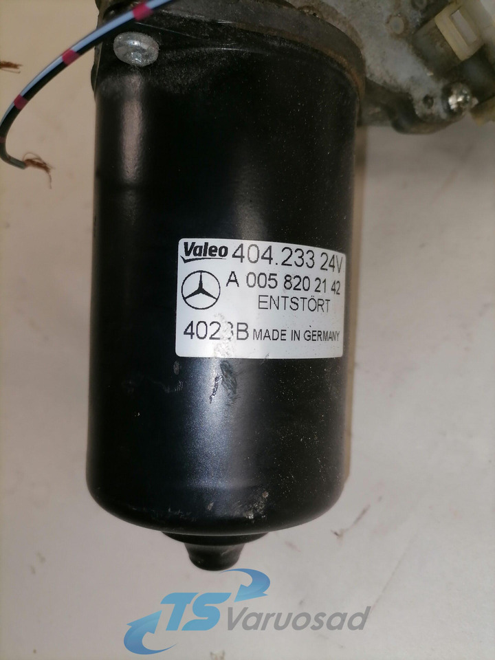 Mercedes-Benz Kojamehe mootor A0058202142 - Limpiaparabrisas para Camión: foto 3 Mercedes-Benz Kojamehe mootor A0058202142 - Limpiaparabrisas para Camión: foto 3