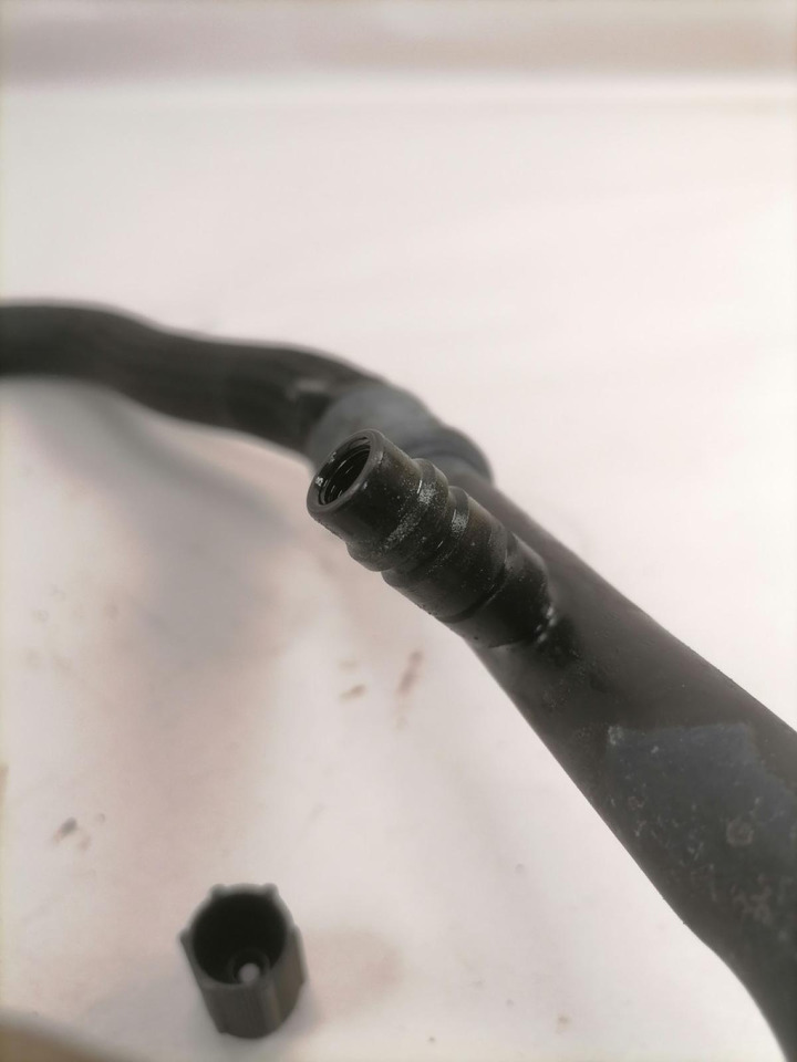 Scania A/C pipe 2608754 - Calefacción/ Ventilación para Camión: foto 4 Scania A/C pipe 2608754 - Calefacción/ Ventilación para Camión: foto 4