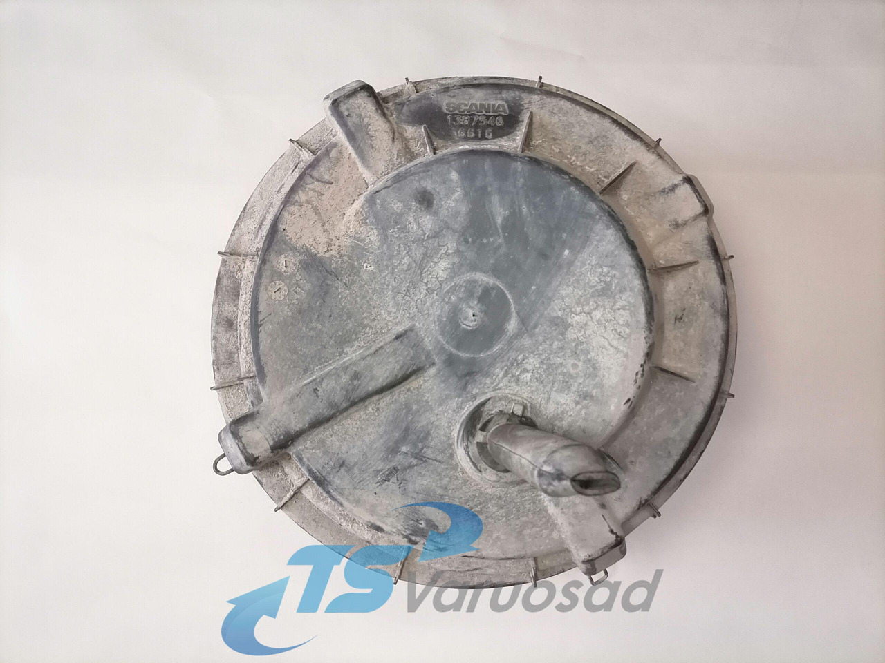 Scania Air filter housing cover 1387546 - Sistema de admisión de aire para Camión: foto 1 Scania Air filter housing cover 1387546 - Sistema de admisión de aire para Camión: foto 1