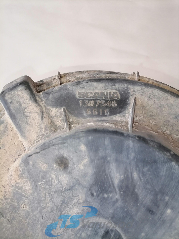 Scania Air filter housing cover 1387546 - Sistema de admisión de aire para Camión: foto 3 Scania Air filter housing cover 1387546 - Sistema de admisión de aire para Camión: foto 3