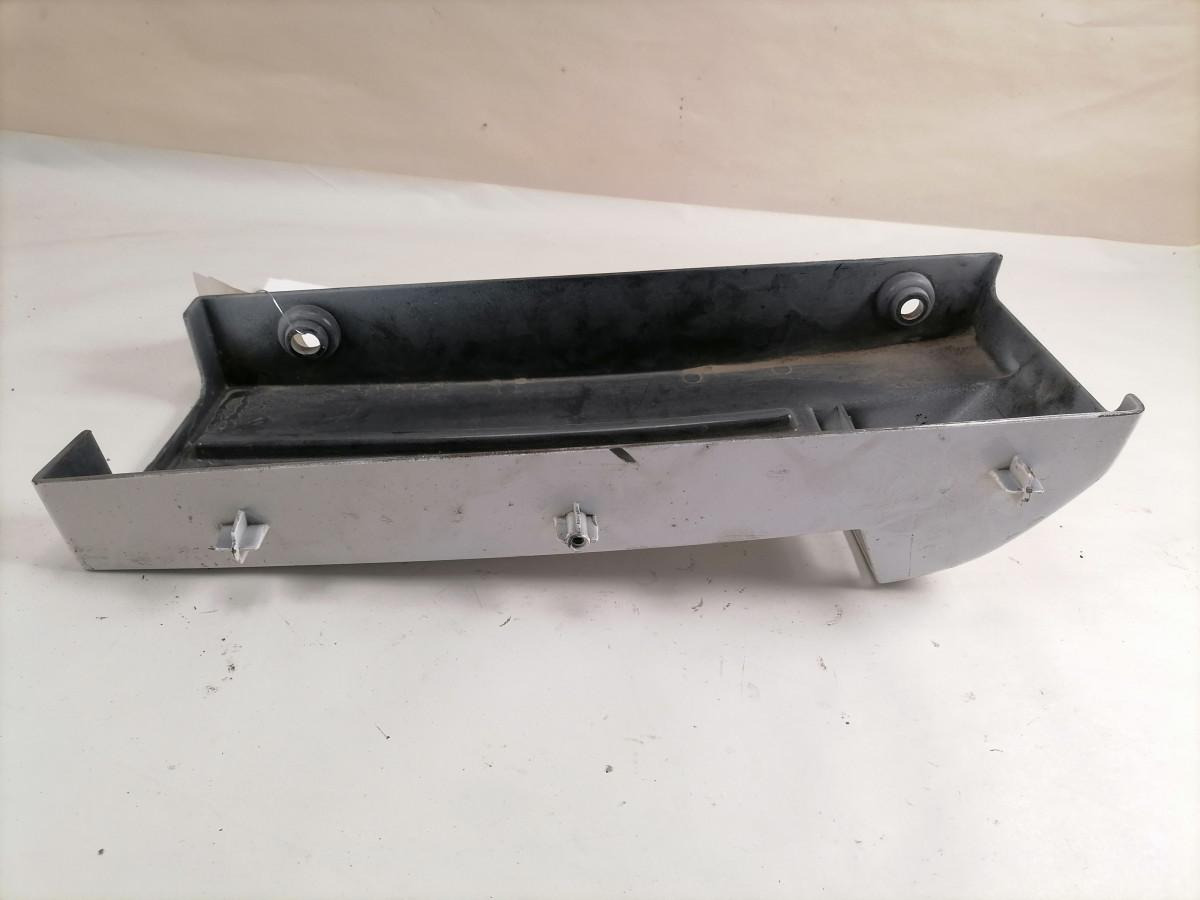 Scania Astmelaua plastik kate, keskmine parem 1946924 - Peldaño para Camión: foto 4 Scania Astmelaua plastik kate, keskmine parem 1946924 - Peldaño para Camión: foto 4