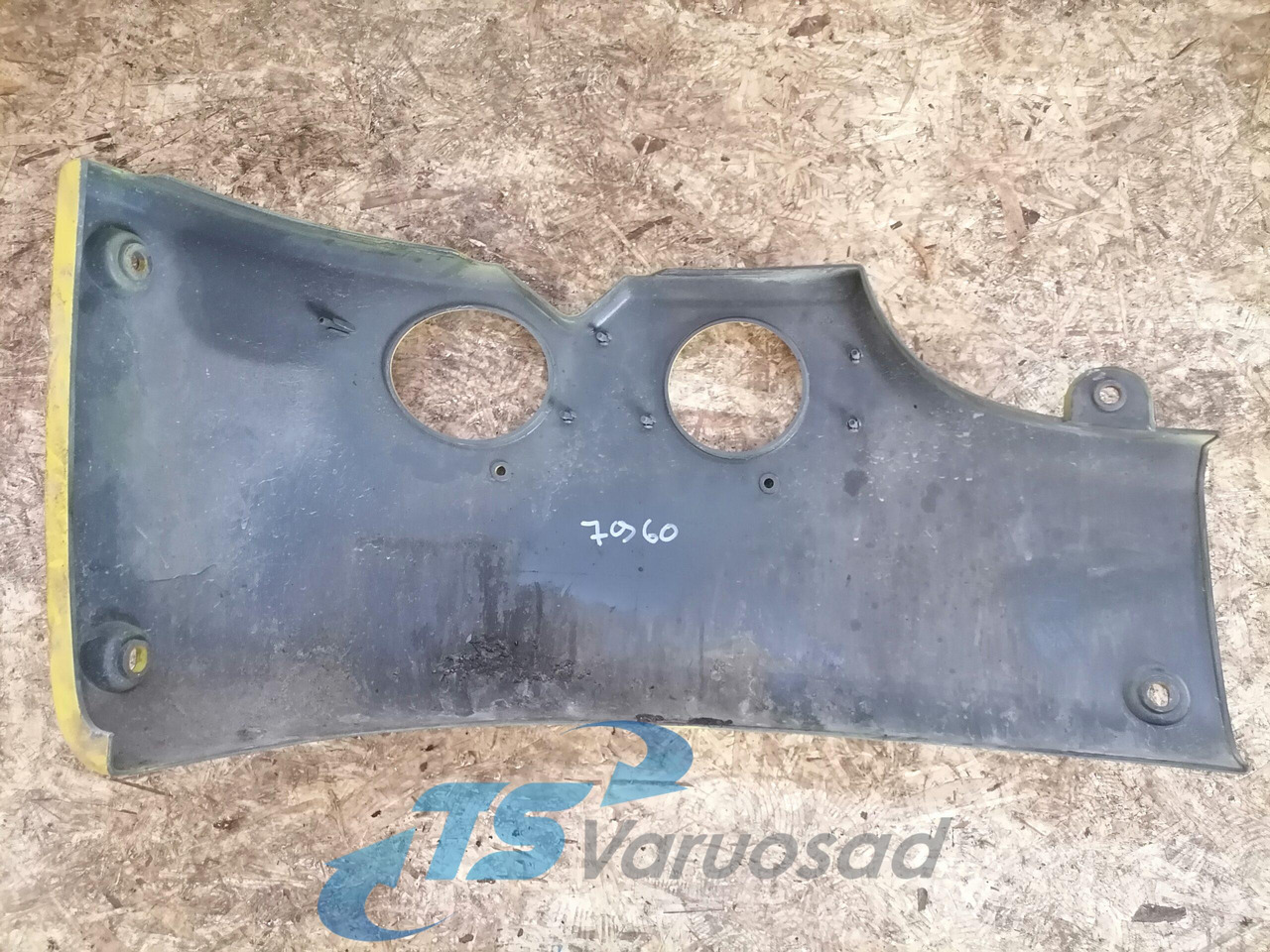 Scania Bumper cover 1439788 - Esquina parachoques para Camión: foto 2 Scania Bumper cover 1439788 - Esquina parachoques para Camión: foto 2