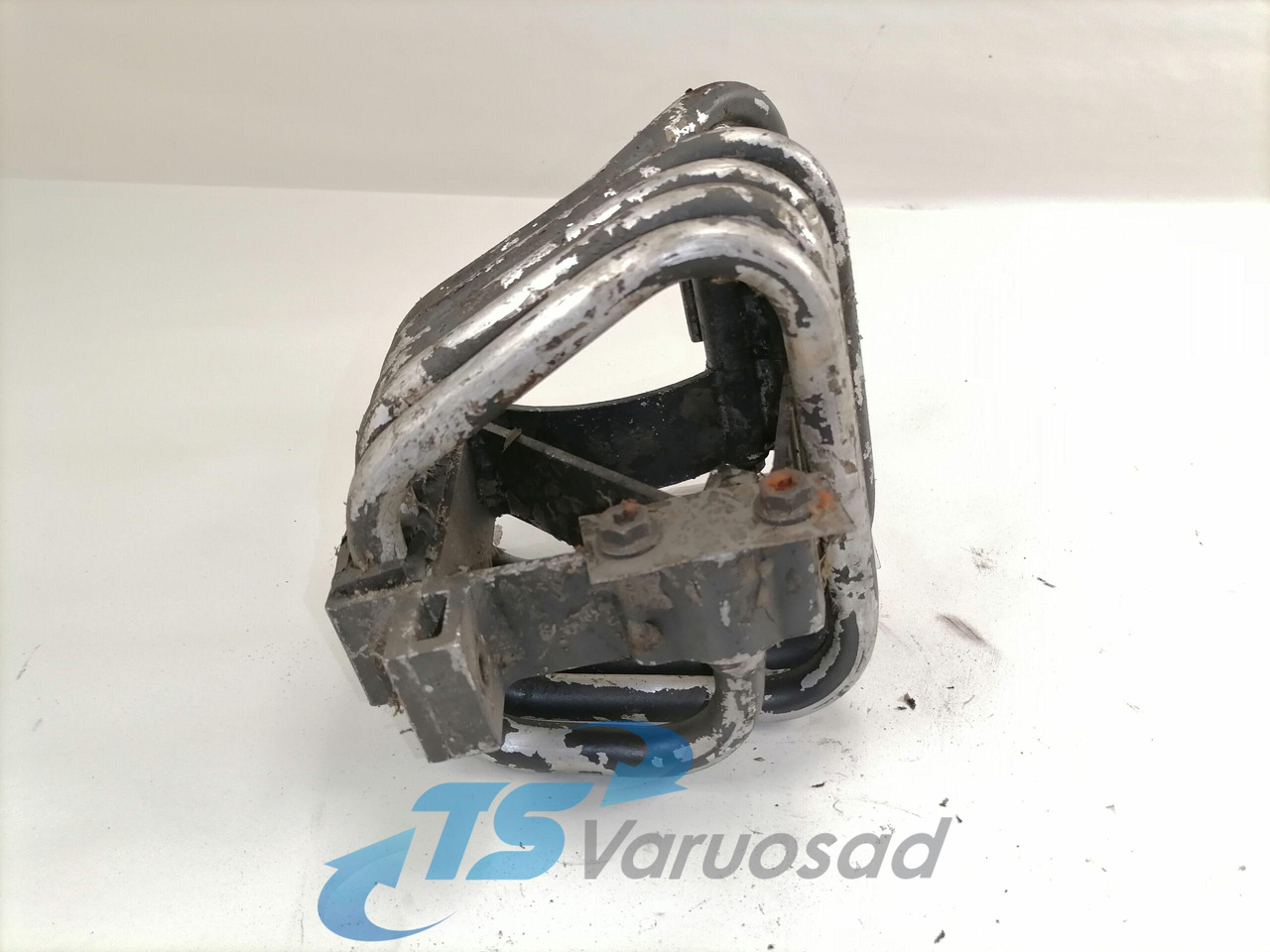 Scania Compressor air pipe 1798270 - Compresor para Camión: foto 3 Scania Compressor air pipe 1798270 - Compresor para Camión: foto 3