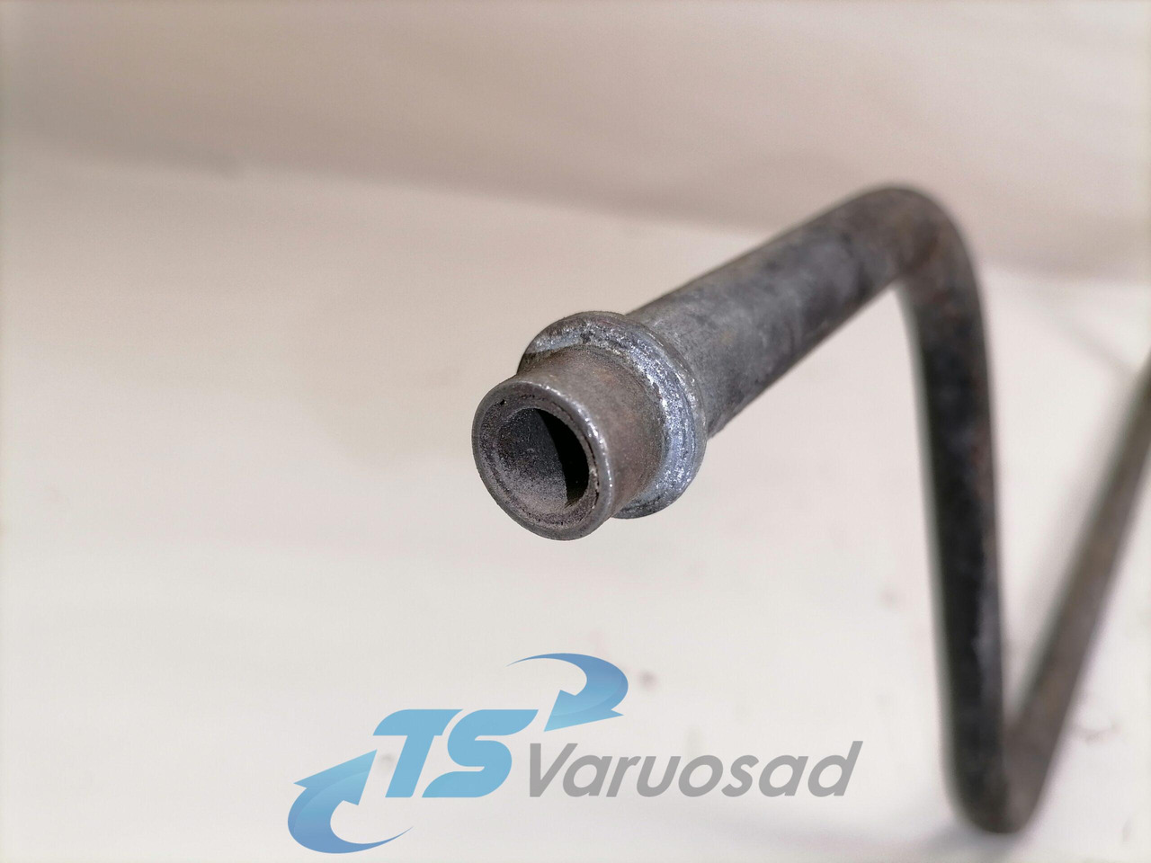 Scania Compressor air pipe 1863947 - Compresor para Camión: foto 2 Scania Compressor air pipe 1863947 - Compresor para Camión: foto 2