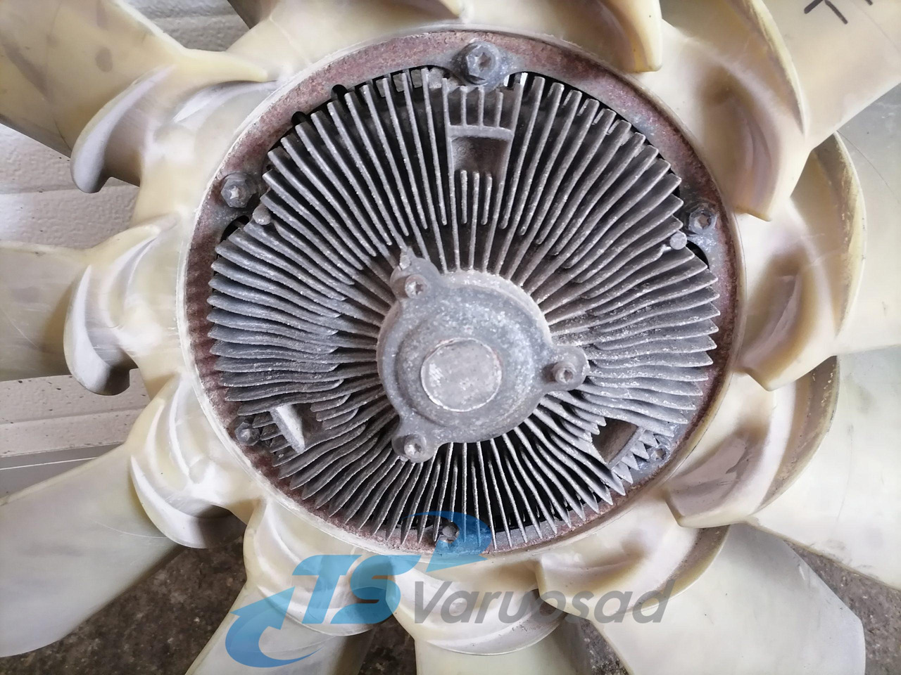 Scania Cooling fan 1849914 - Ventilador para Camión: foto 3 Scania Cooling fan 1849914 - Ventilador para Camión: foto 3