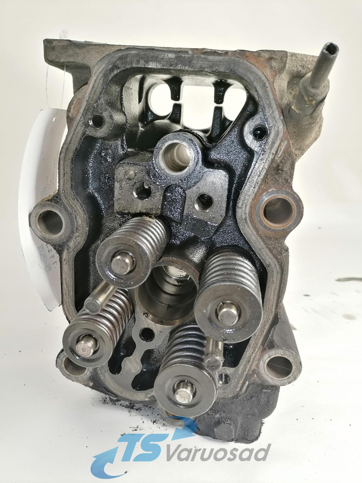 Scania Cylinder head, HPI 1804716 - Cabezal de bloque para Camión: foto 2 Scania Cylinder head, HPI 1804716 - Cabezal de bloque para Camión: foto 2