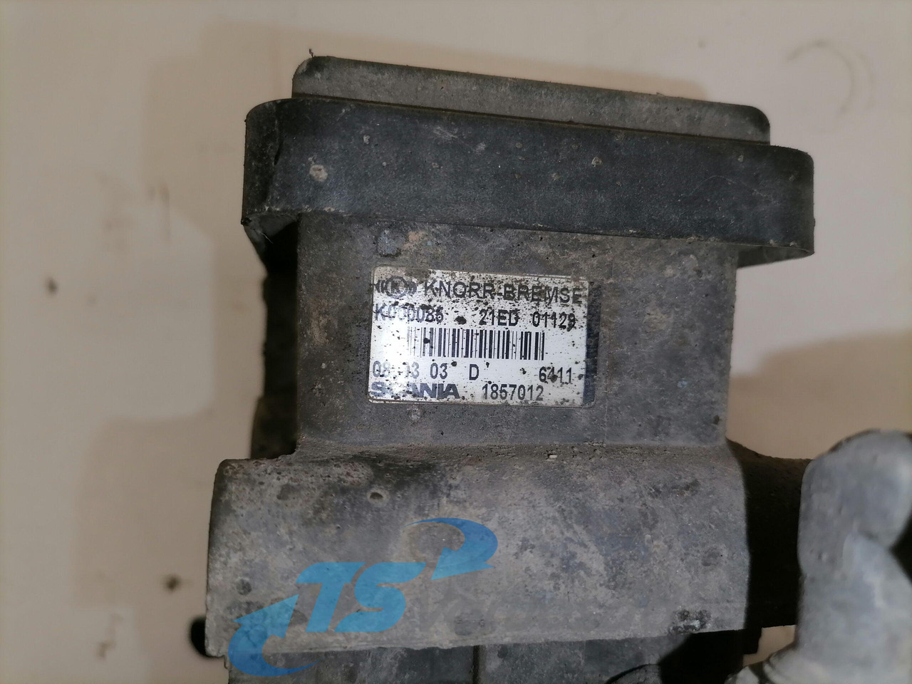 Scania EBS brake valve 1857012 - Válvula de freno para Camión: foto 3 Scania EBS brake valve 1857012 - Válvula de freno para Camión: foto 3