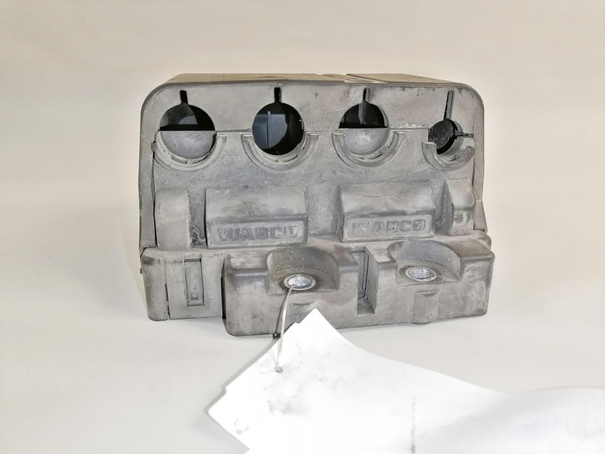 Scania Ecu, ECAS 2674575 - Unidad de control para Camión: foto 4 Scania Ecu, ECAS 2674575 - Unidad de control para Camión: foto 4