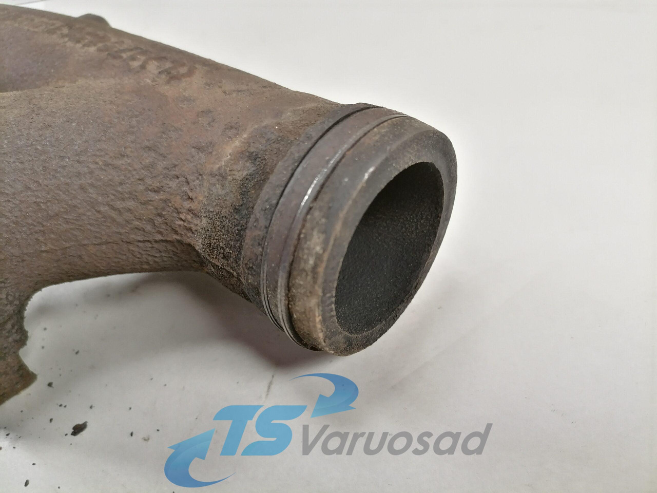 Scania Exhaust mainfold 1798363 - Colector de escape para Camión: foto 2 Scania Exhaust mainfold 1798363 - Colector de escape para Camión: foto 2