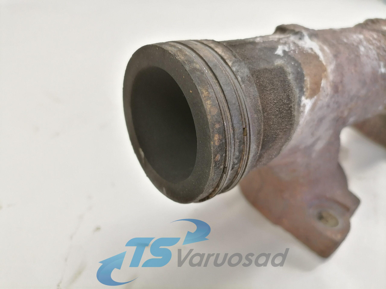 Scania Exhaust mainfold 2070198 - Colector de escape para Camión: foto 4 Scania Exhaust mainfold 2070198 - Colector de escape para Camión: foto 4